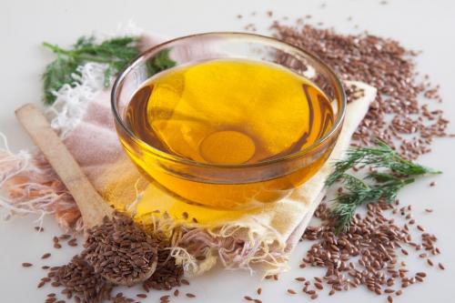 Обработка дерева веретенным маслом. Обработка древесины маслом. Виды масел и методы обработки