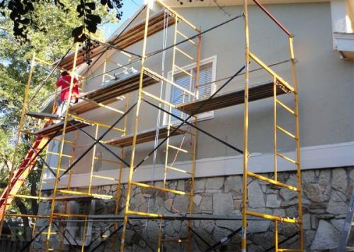 Строительные леса: какие их разновидности существуют и в чем их особенности?