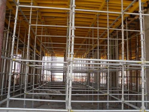 Строительные леса: какие их разновидности существуют и в чем их особенности?