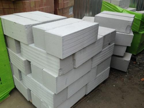 Из чего лучше построить пристройку к дому. Из чего лучше сделать пристройку к дому: выбор материала и фундамента