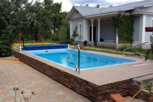 Бассейн во дворе частного дома своими руками. Стационарные бассейны