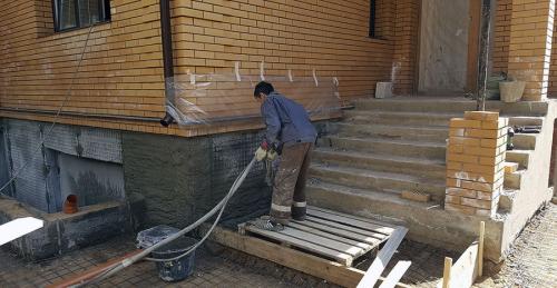 Механизированная штукатурка стен – технология и особенности нанесения штукатурки при помощи аппарата