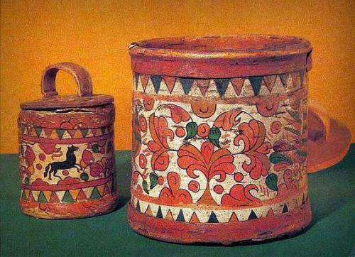 Какой материал использовали для заделывания щелей в бревенчатых домах. Грамотный ремонт: чем заделать трещины в бревнах деревянного дома? 07