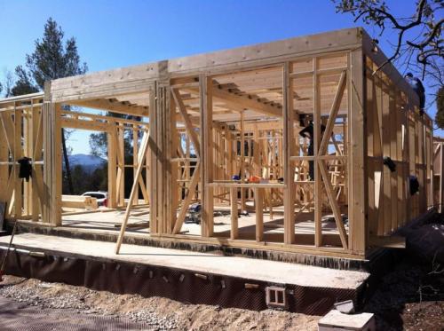 Плюсы и минусы каркасного дома для круглогодичного проживания. Плюсы каркасного строительства