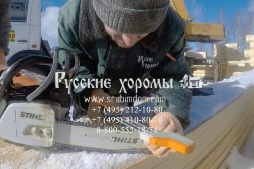 Когда конопатить сруб после сборки. Чем конопатить дом из бруса 07