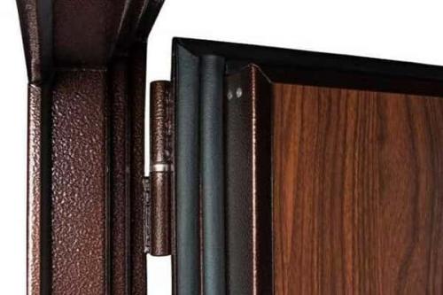 Как выбрать входную дверь в квартиру с шумоизоляцией и теплоизоляцией. Как выбрать входную дверь: утепление и звукоизоляция