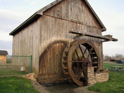 Свет на даче без электричества. Электричество по минимуму 16