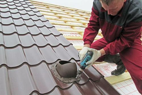 Что лучше Шинглас или профлист. Металлическая черепица