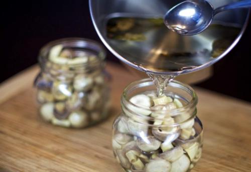 Простой рецепт маринования грибов. Классический рецепт маринованных шампиньонов