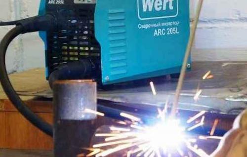 Какой сварочный аппарат лучше для дома инвертор или полуавтомат. Что лучше выбрать для дома: инвертор или полуавтомат?