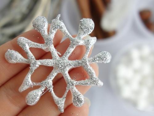 Топ 100 рисунков на окна из бумаги к Новому 2020 году. Вытыканка шаблоны из бумаги на Новый год 2020 02