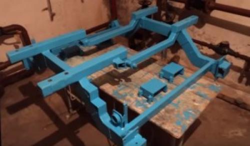 Как сделать самодельный гусеничный мини-трактор. Собираем самодельный минитрактор на гусеничном ходу своими руками с фото и видео обзором