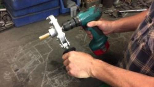 Какой шуруповерт для ледобура лучше выбрать