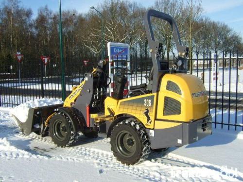 Виды мини тракторов для домашнего хозяйства