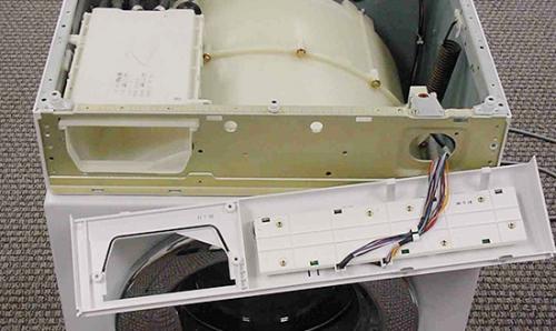 Замена подшипника на барабане стиральной машины Аристон. Поэтапное выполнение работ