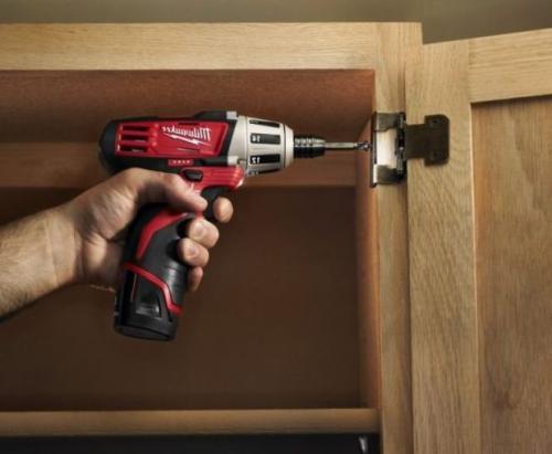 Аккумуляторный шуруповерт для дома. №1. Для чего необходим шуруповерт?