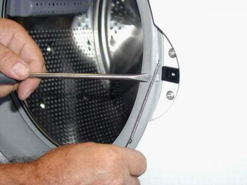 Замена подшипника на барабане стиральной машины Аристон. Поэтапное выполнение работ