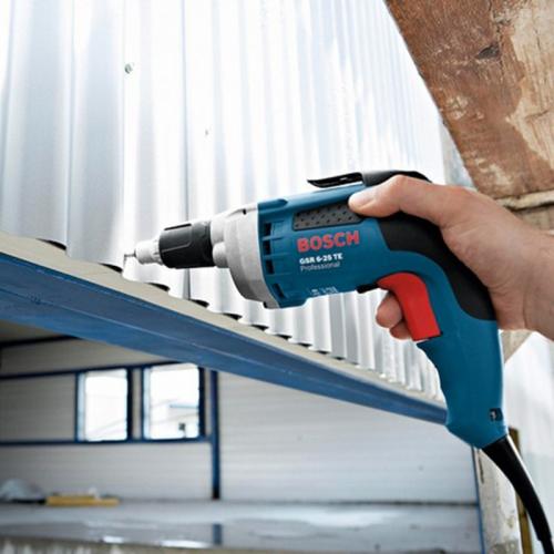 Какой сетевой шуруповерт выбрать для домашних работ. В чем различия аккумуляторного и сетевого шуруповерта