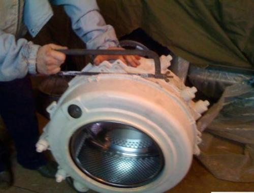 Замена подшипника в стиральной машине Indesit WISL 105X. Замена подшипника в барабане стиральной машины Indesit своими руками