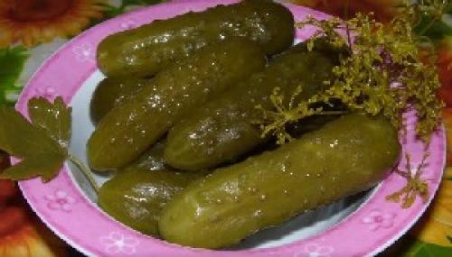 Огурцы малосольные на зиму без стерилизации. Огурцы малосольные, засоленные в банках — «Бабушкин рецепт»