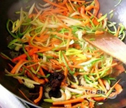 Можно ли тушить пекинскую капусту с овощами. Тушеная пекинская капуста