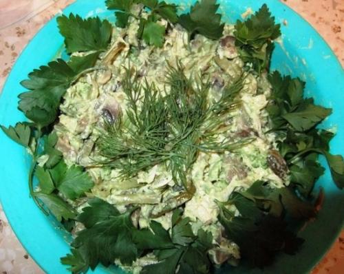 Салат из замороженной брокколи