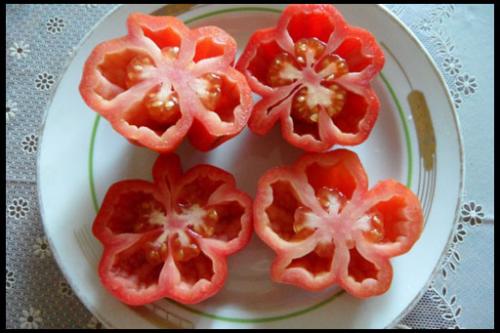 Сорт помидор Лотарингская красавица. Преимущества и недостатки по сравнению с другими похожими сортами 04