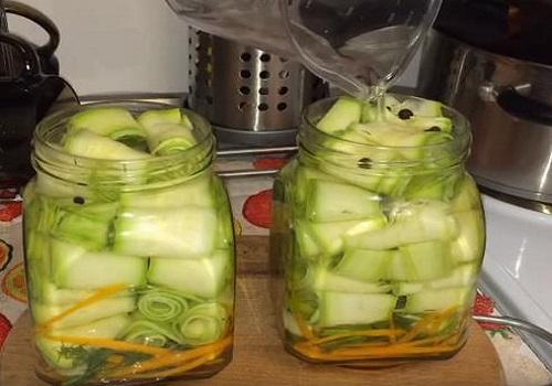 Маринованные хрустящие кабачки на зиму
