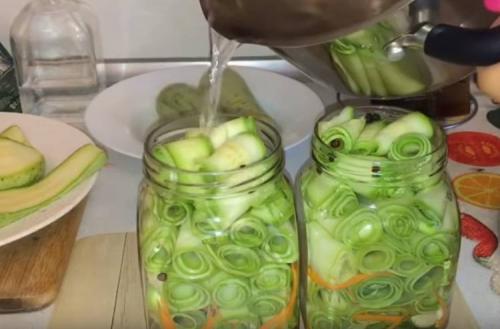 Маринованные кабачки на зиму: вкусный рецепт пальчики оближешь