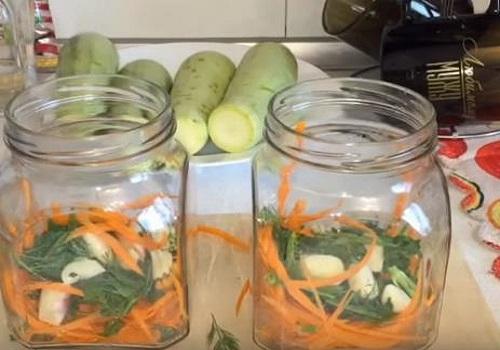 Маринованные хрустящие кабачки на зиму