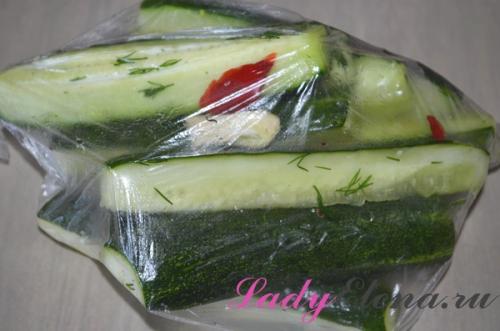 Малосольные огурцы горькие. Как приготовить малосольные огурцы в пакете за 1 час – фото рецепт