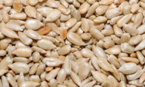 Как прокалить семечки. Как в духовке пожарить семечки с солью?