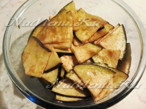 Чипсы из баклажанов в сушилке. Баклажановые чипсы. Блюдо рассчитано на