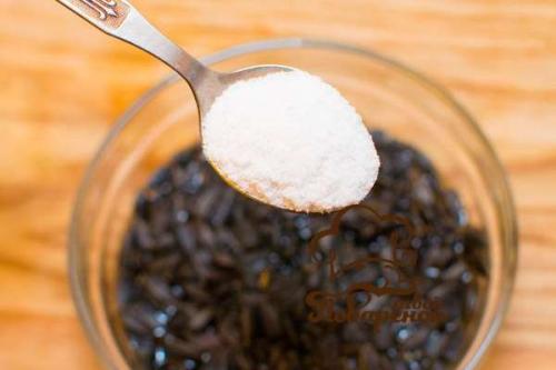 Как жарить семечки подсолнуха. Как пожарить семечки на сковороде