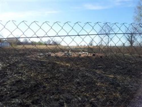 Привезти землю на участок.