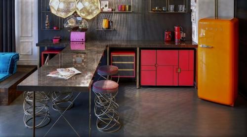 Охра цвет. Добрый день, дорогие друзья!