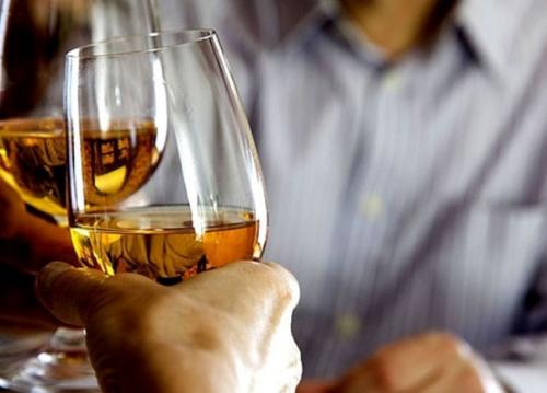 Как сделать вино без сахара из винограда. Особенности технологии 03