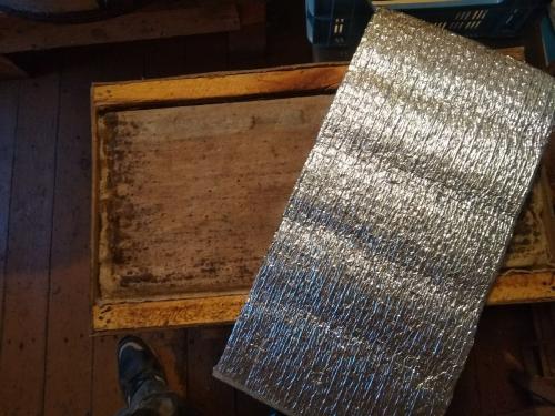 Почему улетает рой пчел. Как гарантировано, поймать пчелиный рой