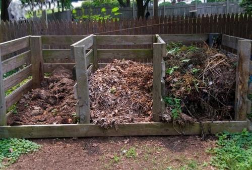 Что добавить в компостную яму для быстрого перегнивания. Как приготовить компост?