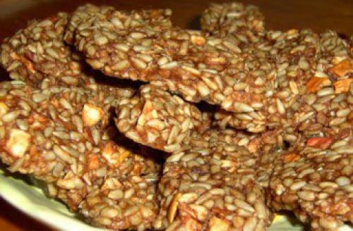 Как пожарить семечки в духовке. Как в духовке пожарить семечки с солью?