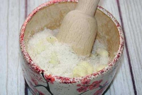 Чеснок на зиму рецепты очень вкусно. Зимние заготовки из чеснока. Золотые рецепты — классика и оригинальные варианты