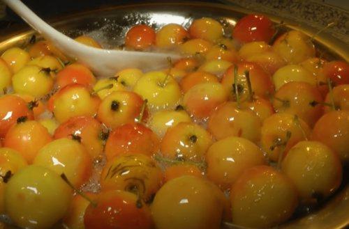 Как хранить ранетки В домашних условиях В квартире. Прозрачное варенье из ранеток с хвостиком