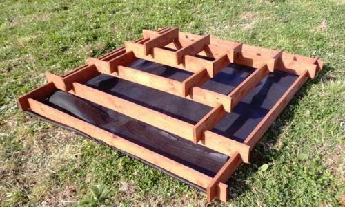 Пирамида из клубники. Грядка пирамида для клубники: чертежи, фото 04