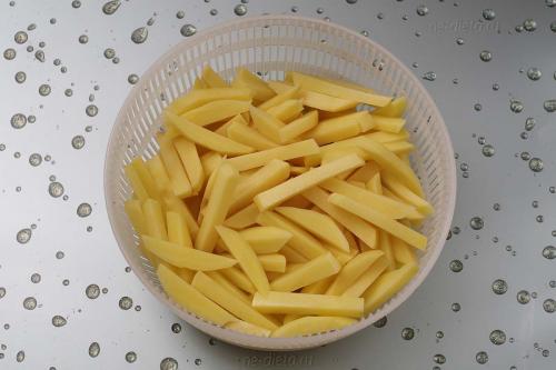 Картошка фри в духовке. Как приготовить картофель-фри в духовке — простой рецепт в домашних условиях без фритюрницы с пошаговыми фото