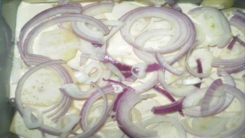 Картофель с сыром и майонезом в духовке. Картошка с сыром, фаршем и помидорами в духовке