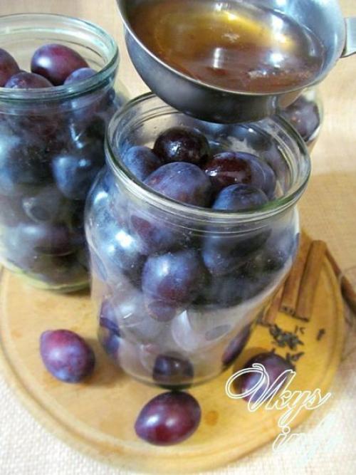 Маринованные сливы на зиму, как оливки рецепт. Маринованные сливы на зиму: простой рецепт без стерилизации 14