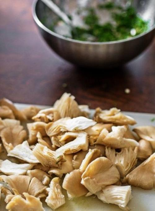 Сколько варить вешенки перед жаркой. Как правильно жарить вешенку - советы и рецепт