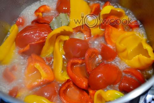 Перец с петрушкой и чесноком на зиму без стерилизации. Перец маринованный на зиму, простой рецепт с чесноком (без стерилизации)