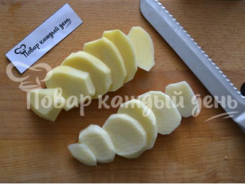 Картофель с майонезом и сыром в духовке рецепт. Картошка в духовке с майонезом и чесноком рецепт пошагово с фото