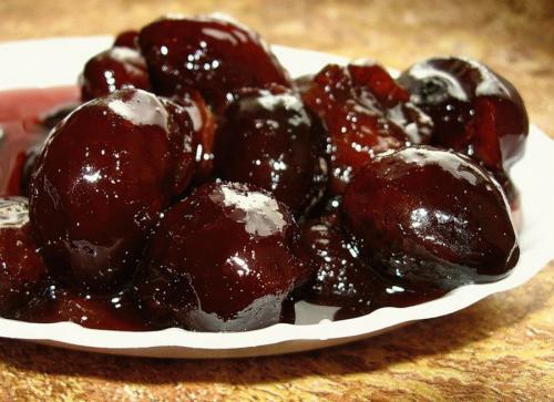 Слива в собственном соку без стерилизации на зиму. Сливы в собственном соку на зиму 13